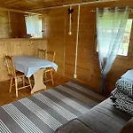 Letniskowy Nad Jeziorem בית נופש Marksewo