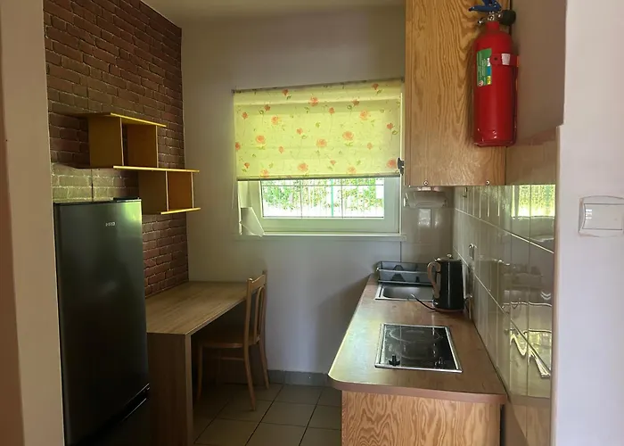 Letniskowy Nad Jeziorem Дом отдыха *